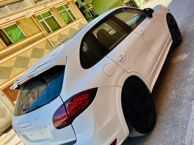 Porsche Cayenne GTS