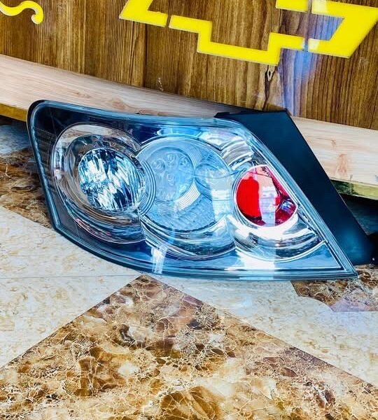 اشاره عقب ماراکس